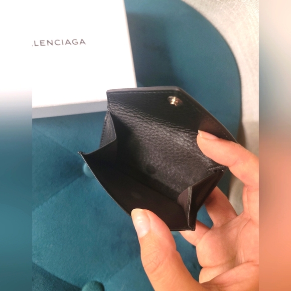 Balenciaga black envelope wallet with box and cards - Picture 5 of 11